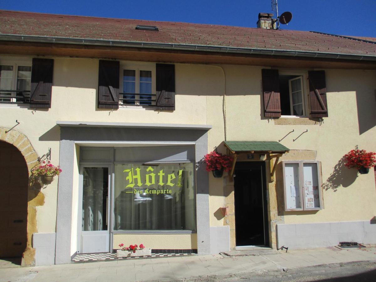 Hotel Les Remparts Nozeroy Bagian luar foto