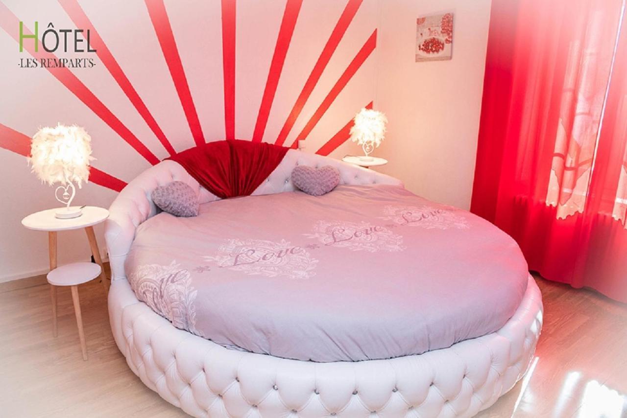 Hotel Les Remparts Nozeroy Bagian luar foto